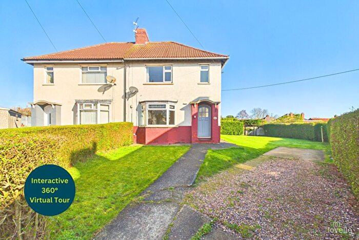 3 Bedroom Semi Detached House For Sale In Tofts Road, Barton-upon-Humber, North Lincolnshire, DN18