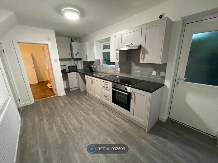 3 Bedroom Terraced House To Rent In Birchgrove Road, Birchgrove, Swansea, SA7