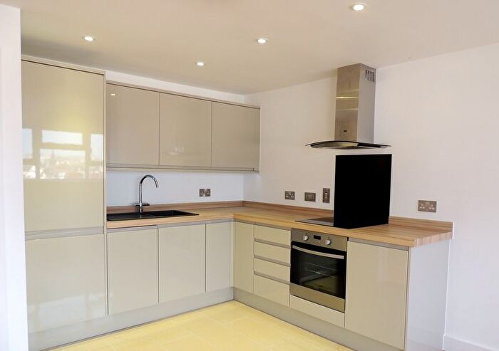 2 Bedroom Flat To Rent In Buckingham Road, Brighton, BN1