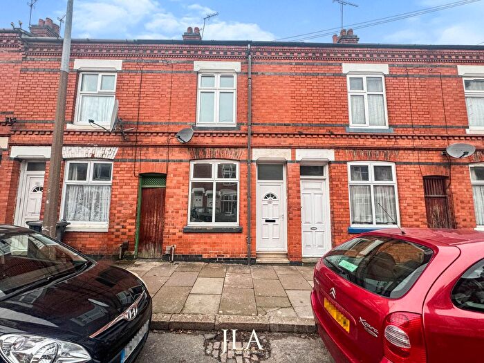 2 Bedroom Terraced House To Rent In Kingston Road, Leicester, LE2