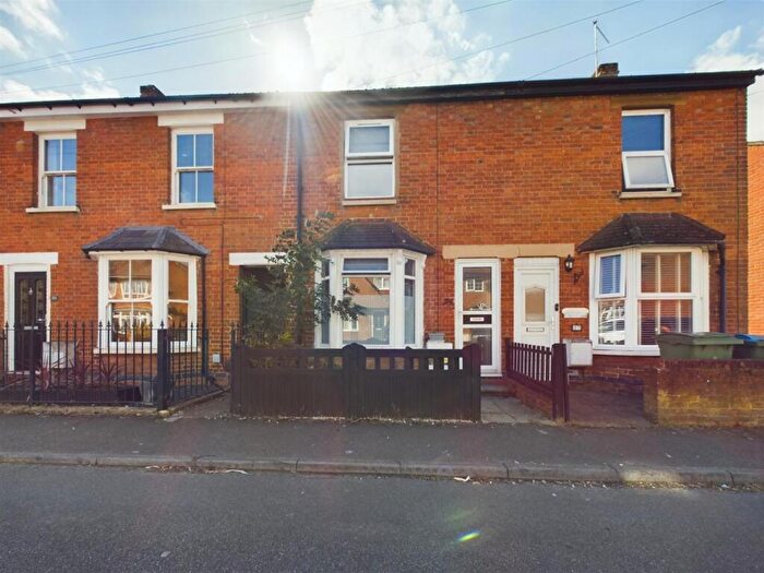 3 Bedroom Terraced House For Sale In Willow Road, Aylesbury, Buckinghamshire, HP19