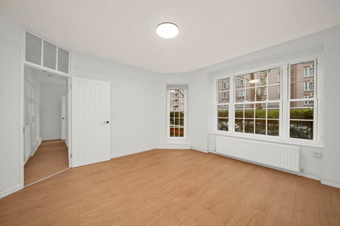 2 Bedroom Flat To Rent In Ferdinand Street, Chalk Farm, NW1