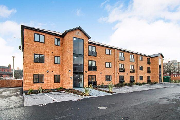 2 Bedroom Apartment To Rent In Foxhill Road East, Carlton, NG4