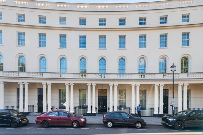1 Bedroom Flat To Rent In Park Crescent, Marylebone, W1B