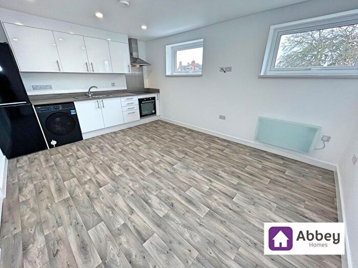 1 Bedroom Flat To Rent In Knighton Road, Leicester, LE2