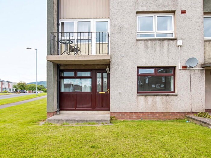 3 Bedroom Flat For Sale In Newton Road, Dumfries, DG2