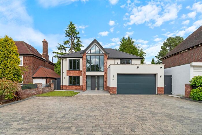 6 Bedroom Detached House For Sale In Featherston Road, Streetly, Sutton Coldfield, B74