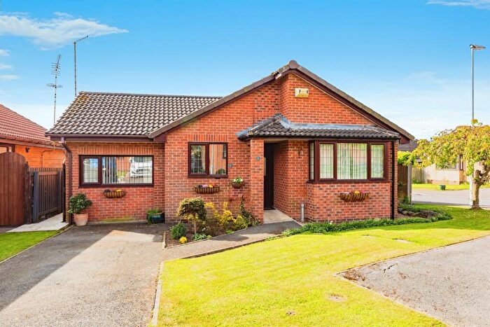 3 Bedroom Detached Bungalow For Sale In Howson Close, Ravenfield, Rotherham, S65