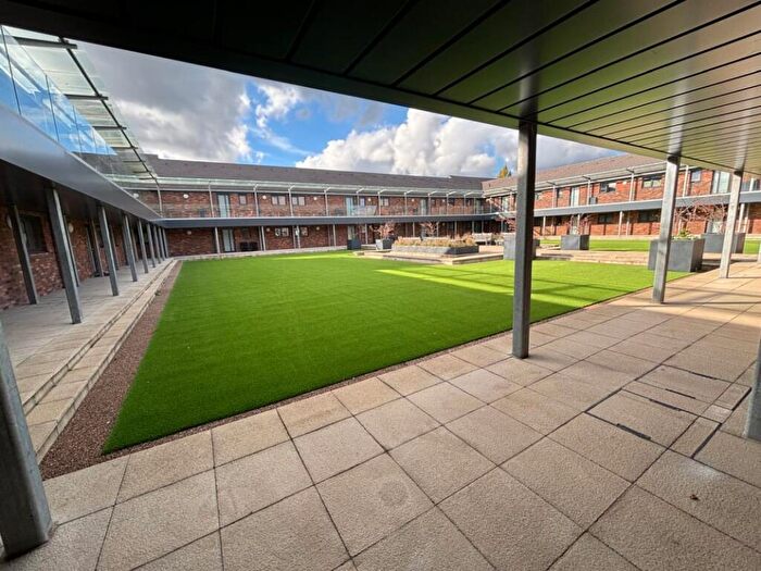 2 Bedroom Flat For Sale In Epsom Court, Upper High Street, Epsom, KT17