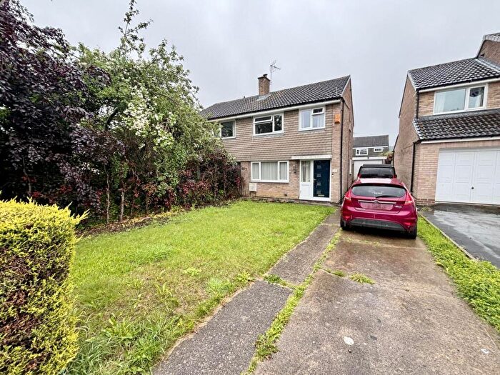 3 Bedroom Semi Detached House For Sale In Hillside, Garforth, Leeds, LS25