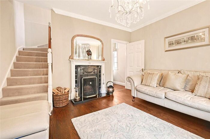 2 Bedroom House For Sale In Main Road, Margaretting, CM4