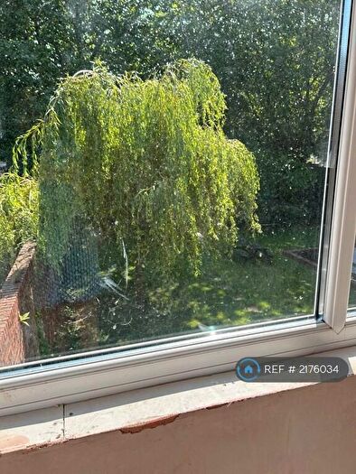 2 Bedroom Detached House To Rent In Parkfield Road, Liverpool, L17