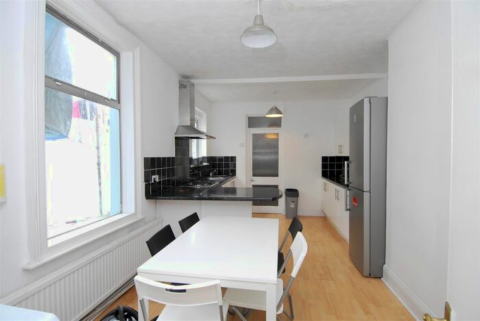 4 Bedroom Property To Rent In Beaumont Road, Plymouth, PL4