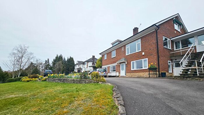 2 Bedroom Flat To Rent In Woodmansterne Road, Carshalton, SM5