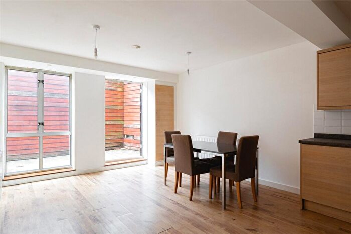 1 Bedroom Apartment To Rent In Gernon Road, London, E3