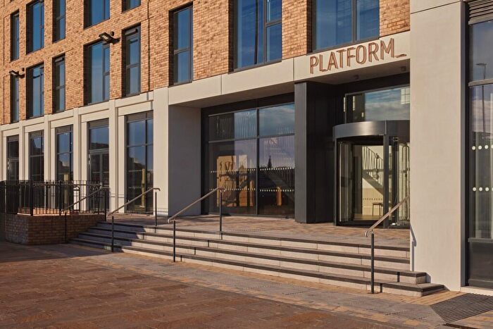 2 Bedroom Flat To Rent In Anderston Quay, Glasgow, G3