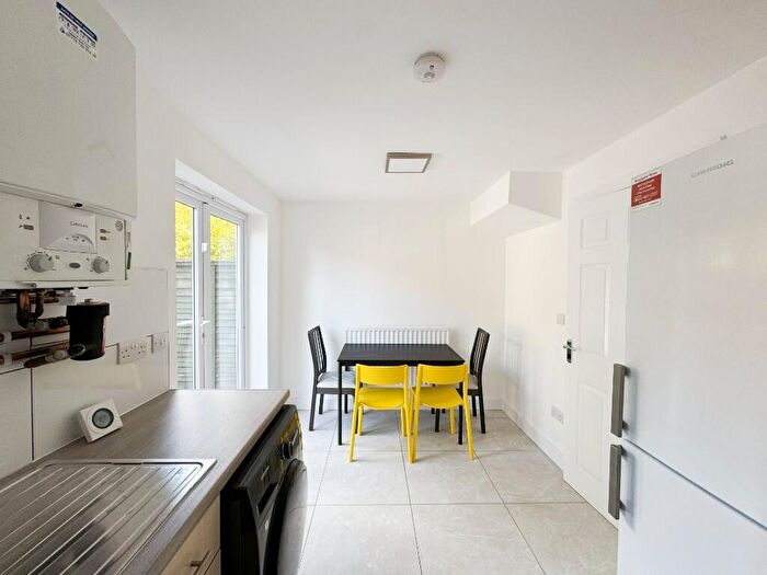 3 Bedroom Terraced House To Rent In Parnell Road, Bristol, BS16