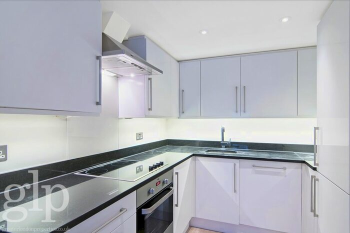 1 Bedroom Flat To Rent In Charlotte Street, London, W1T