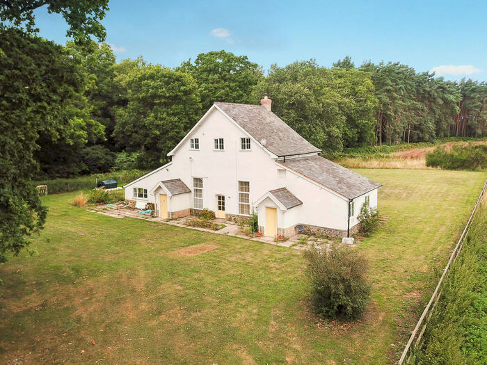 4 Bedroom Detached House To Rent In Wretham, IP24