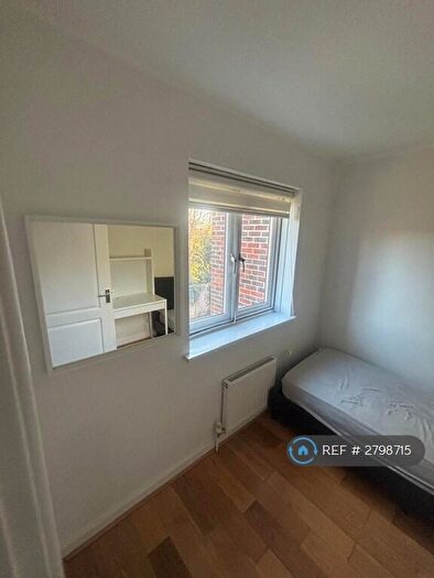 3 Bedroom Terraced House To Rent In Flaxen Close, London, E4