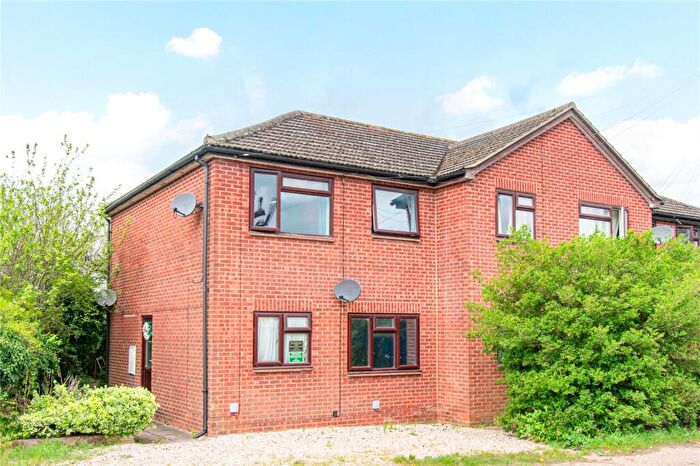 1 Bedroom Apartment For Sale In Gordon Road, Newbury, Berkshire, RG14
