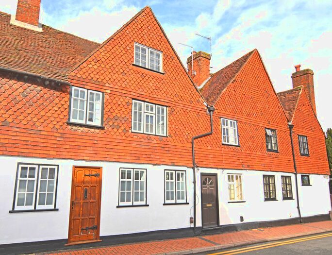 2 Bedroom Terraced House To Rent In Rose Street, Wokingham, RG40