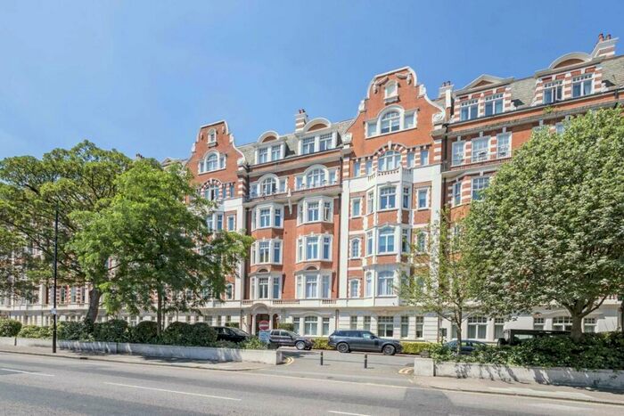 2 Bedroom Flat To Rent In Prince Albert Road, St. John's Wood, NW8