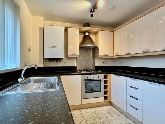 1 Bedroom Flat To Rent In Six Mills Avenue, Gorseinon, Swansea, SA4