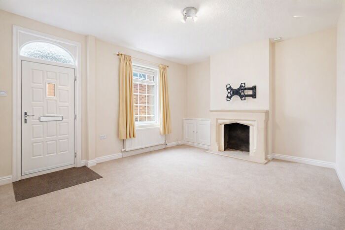 3 Bedroom Cottage To Rent In Beech Road, Reigate, RH2