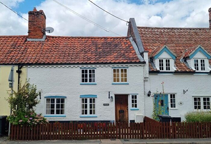 2 Bedroom Terraced House For Sale In Holton, Halesworth, IP19