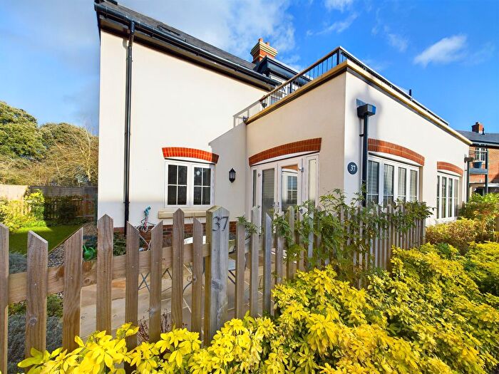 3 Bedroom Property For Sale In Hamptons Way, Watlington, Oxfordshire, OX49