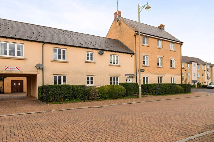 2 Bedroom Terraced House For Sale In Sorrel Way, Carterton, Oxfordshire, OX18