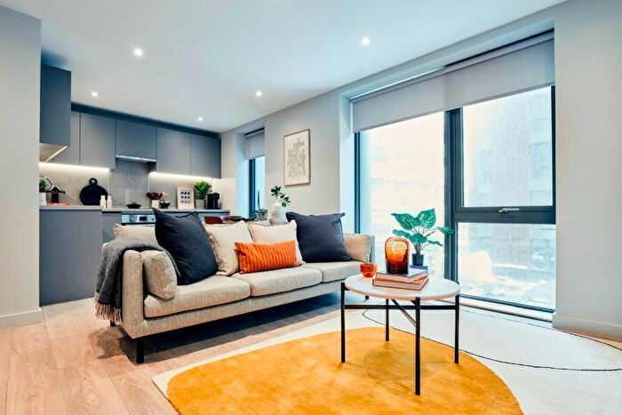 Studio To Rent In Solasta Riverside, Clyde Place, Glasgow, G5