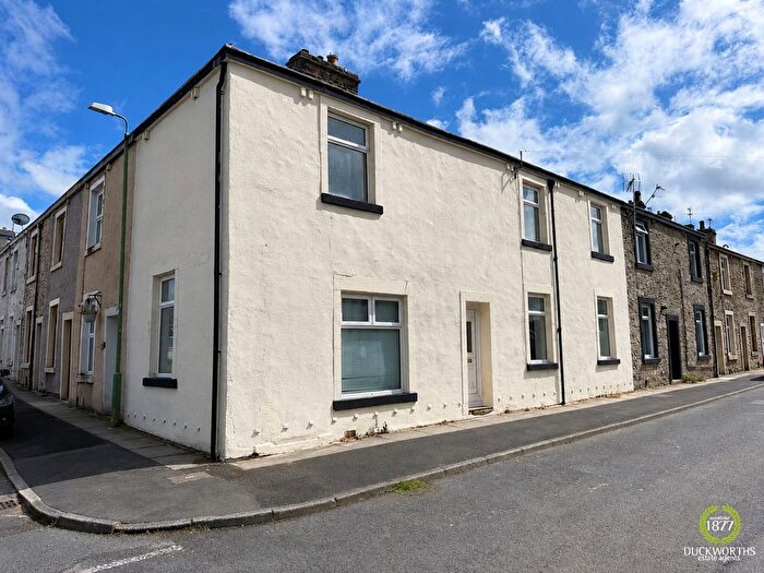 2 Bedroom End Of Terrace House For Sale In Albert Street, Oswaldtwistle, BB5