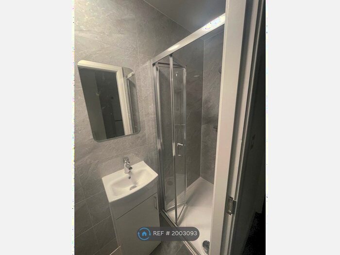 2 Bedroom Flat To Rent In Tottenham, London, N17