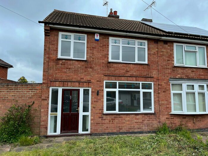 3 Bedroom Semi-Detached House To Rent In Westfield Avenue, Wigston, LE18