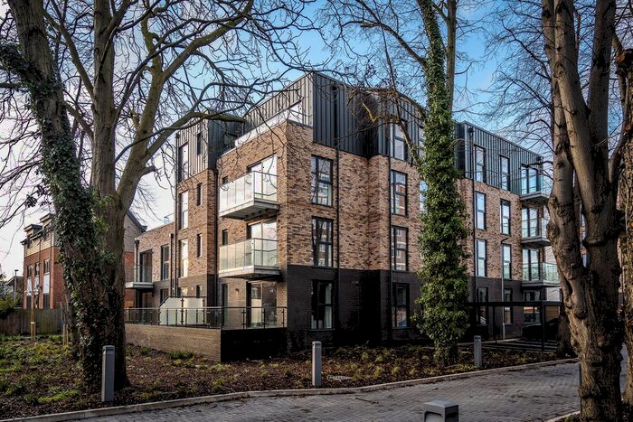 1 Bedroom Flat To Rent In Wilford Lane, West Bridgford, Nottingham, NG2