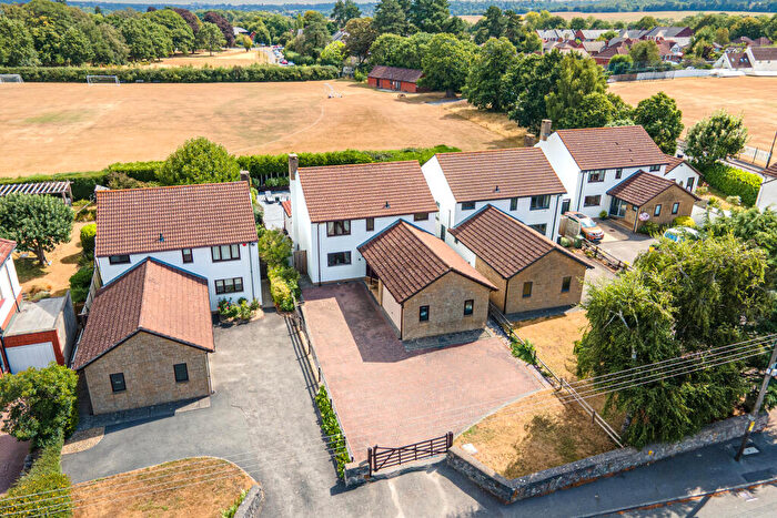 5 Bedroom Detached House For Sale In Ham Green, Pill, BS20
