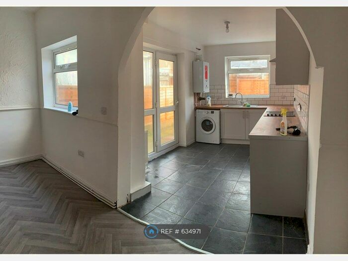 2 Bedroom Terraced House To Rent In Dagmar Street, Manchester M28