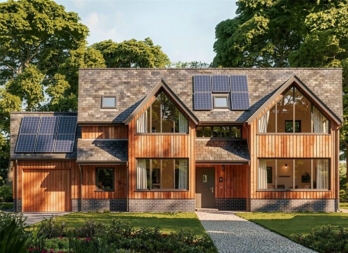 5 Bedroom Detached House For Sale In Nine Mile Ride, Finchampstead, Wokingham, RG40