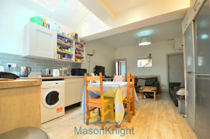 6 Bedroom Terraced House To Rent In Katie Road Selly Oak, B29