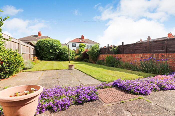 3 Bedroom Terraced House For Sale In Fairmont Road, Grimsby, DN32