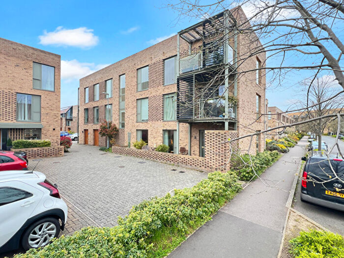 2 Bedroom Apartment For Sale In Hobson Road, Trumpington, CB2