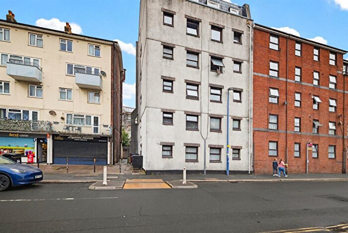 1 Bedroom Apartment For Sale In King Street, Plymouth, PL1