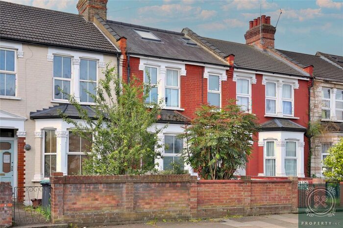 7 Bedroom Terraced House To Rent In Granville Road, Haringey, London, N22