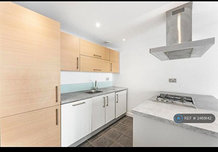 1 Bedroom Flat To Rent In Maha Building, London, E3