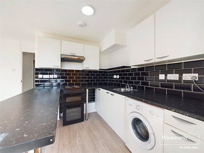 2 Bedroom Apartment To Rent In Fieldview Court, - Fryent Close, Kingsbury, London, NW9