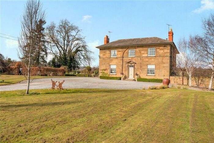 5 Bedroom Property For Sale In Ruthin Road, Southsea, Wrexham, LL11