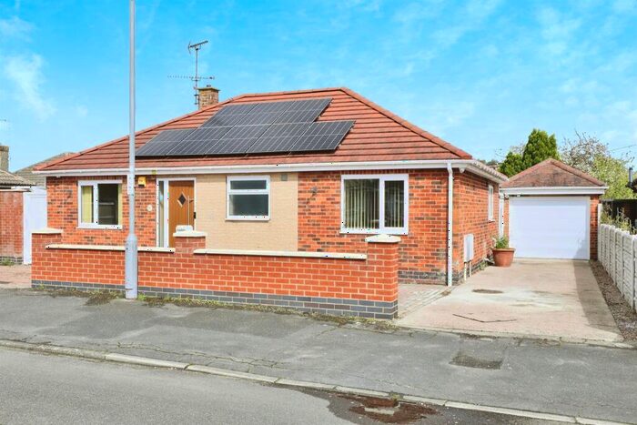 2 Bedroom Detached Bungalow For Sale In Cornwall Road, Retford, DN22