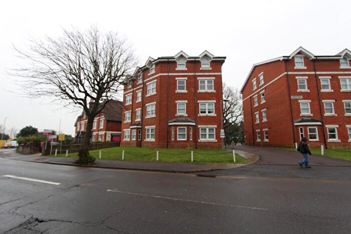 1 Bedroom Flat To Rent In Upper Avenue, Eastbourne, East Sussex, BN21